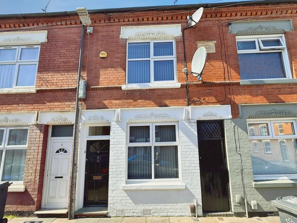 Property main image