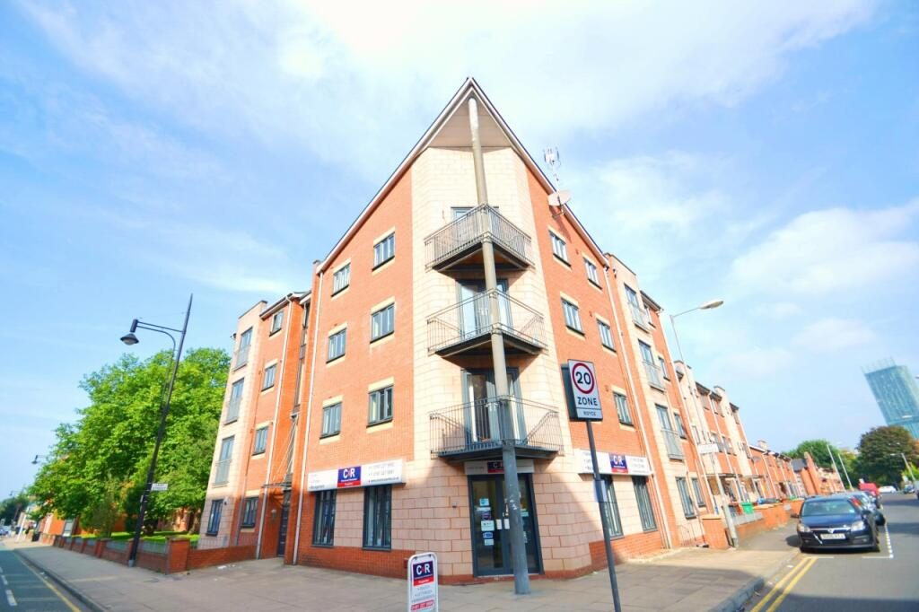 Property main image