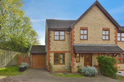 Property on Benacre Croft, MK4 3FG