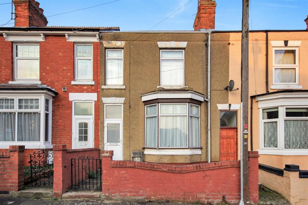 Property main image