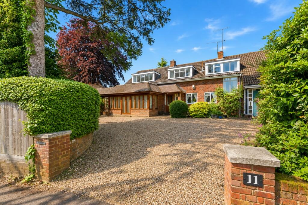 Property main image