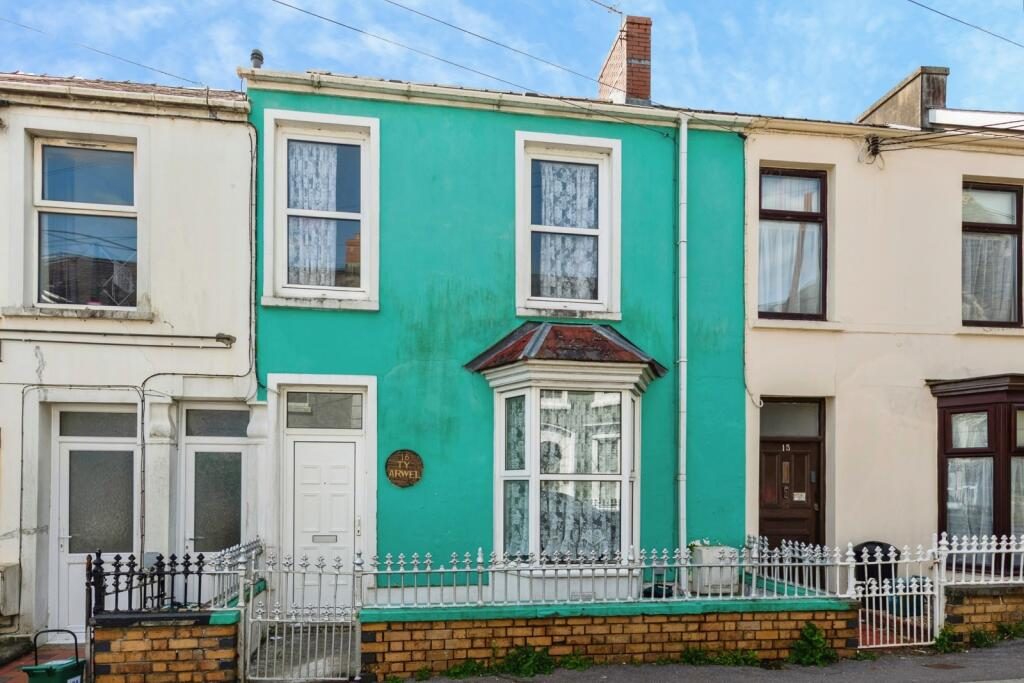 Terraced House