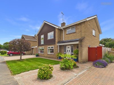Property on PE3 9PQ