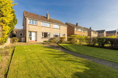 Property on Clerwood Park, EH12 8PR