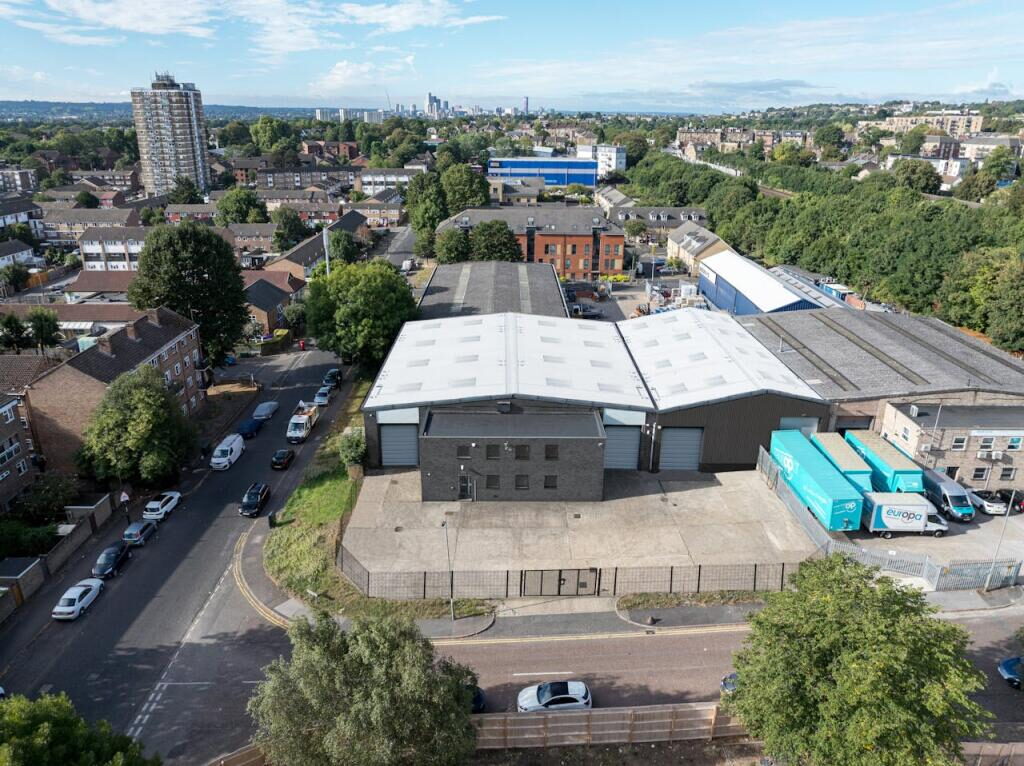 Distribution Warehouse