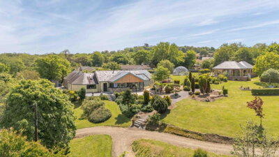 Property on SA62 5UX