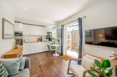Maisonette