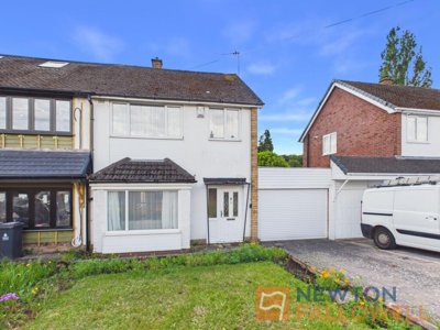 Property on Simmonds Road, WS3 3PT