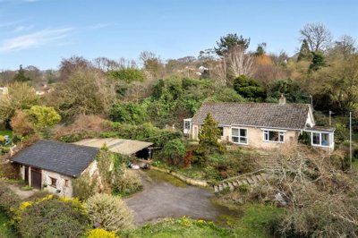 Property on EX13 7AF