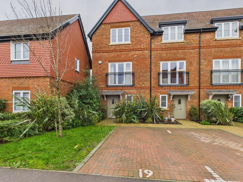Terraced House