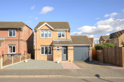 Property on Mulberry Close, NG34 7FH