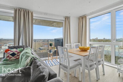 Property on Beck Square, E10 7FY