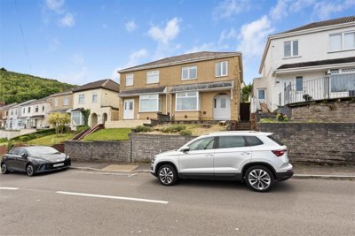 Property on Lydford Avenue, SA1 8DX