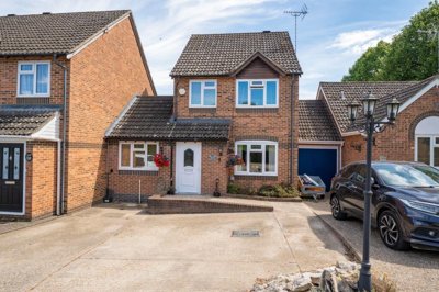 Property on Swallowfields, SP10 5PL