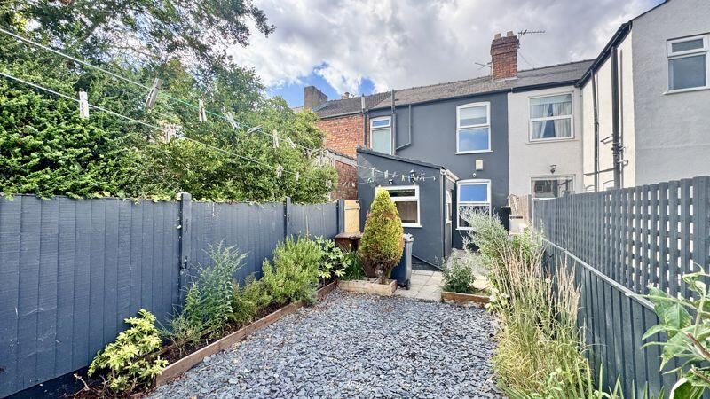 Terraced House