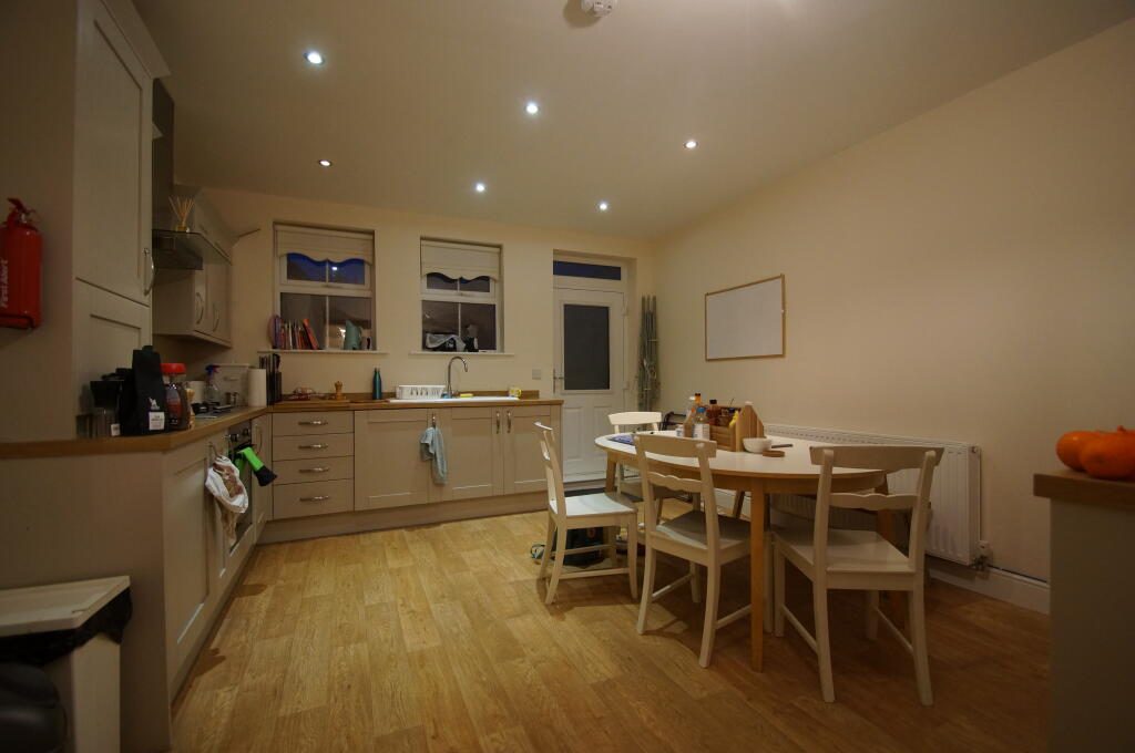 Terraced House