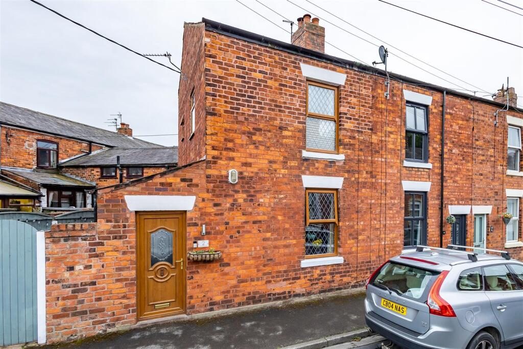 Terraced House
