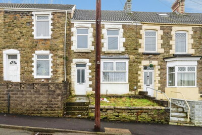 Property on Colbourne Terrace, SA1 6FW