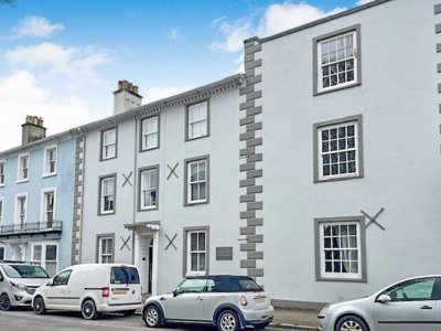 Property on TQ13 7AL