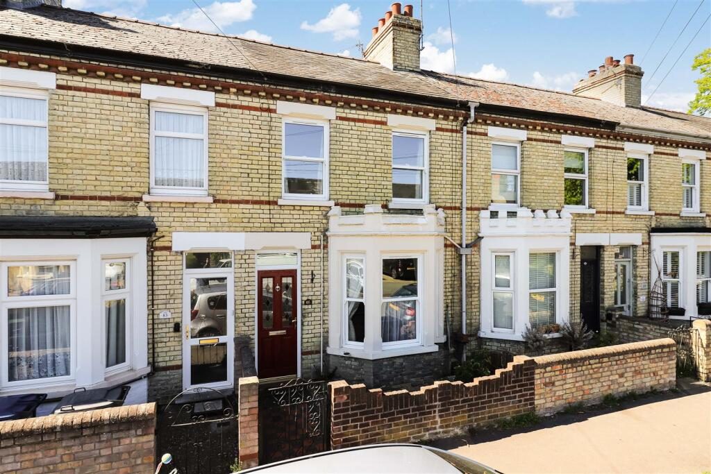 Terraced House