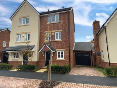 Property on Warbler Road, GU14 9FA