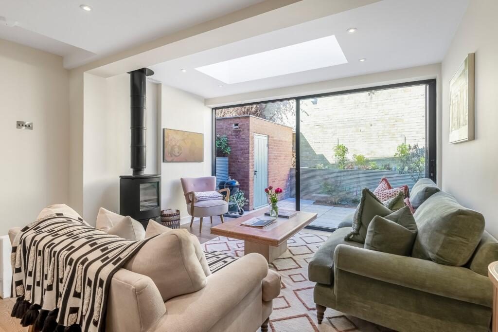 Terraced House