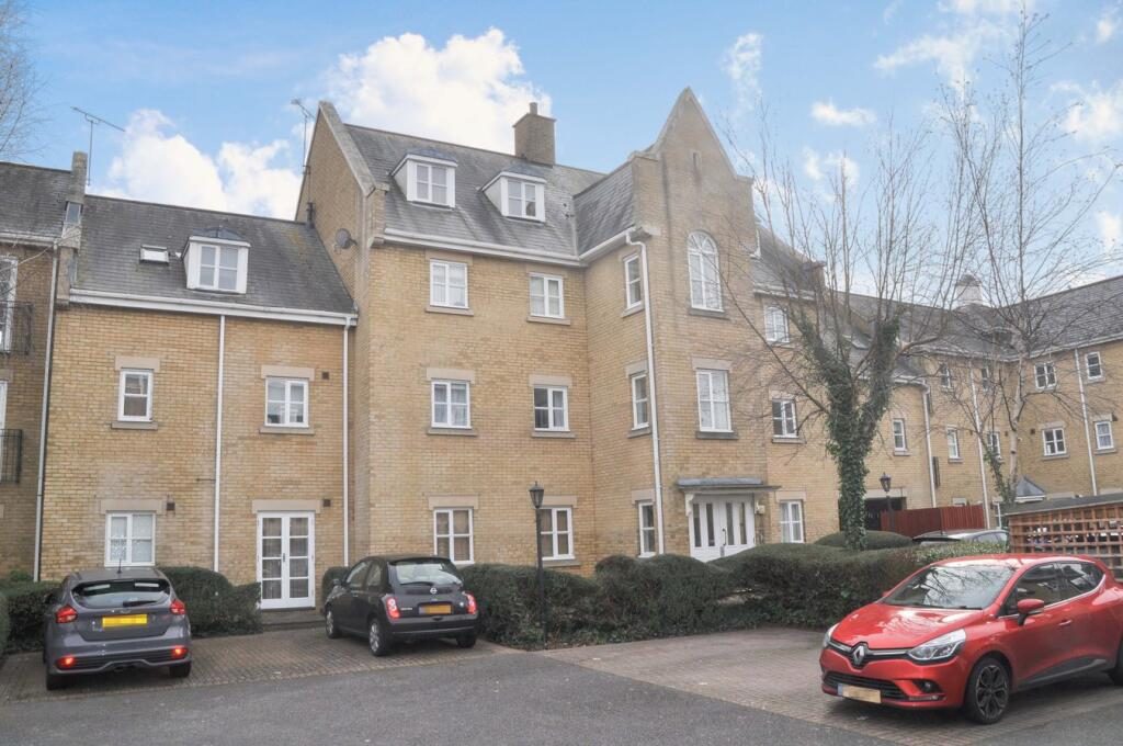 Property main image
