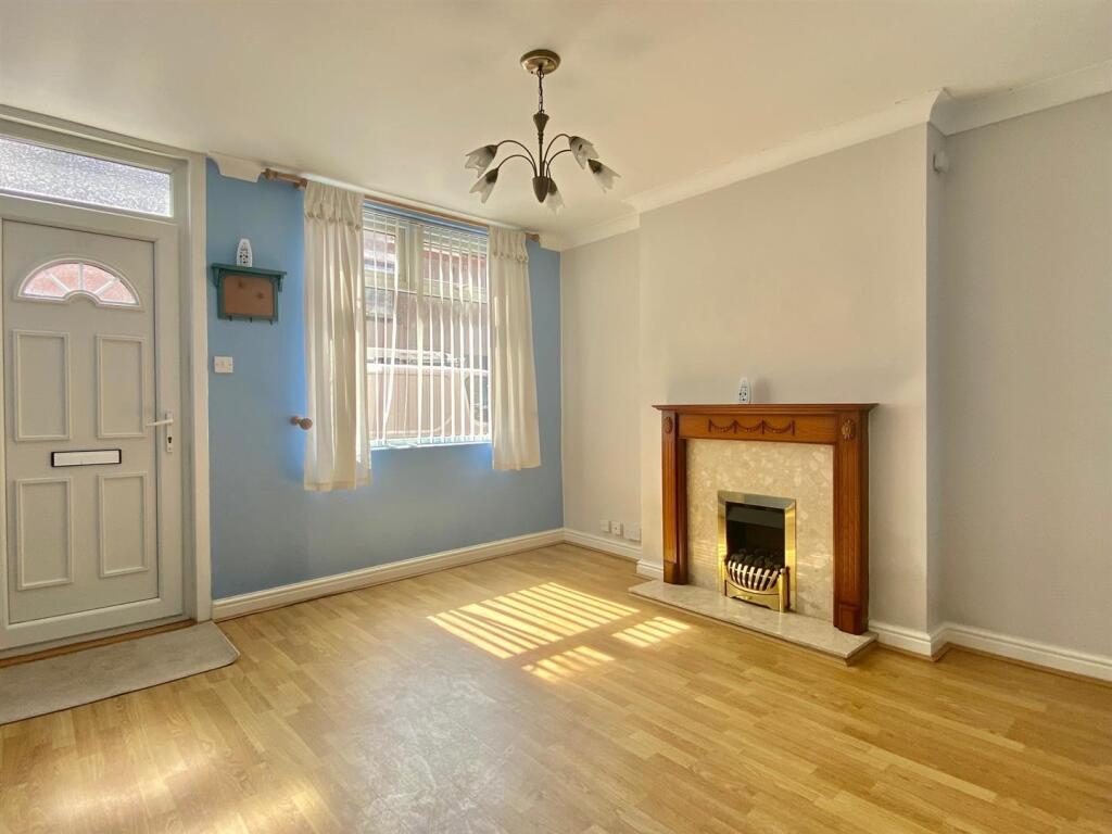 Terraced House