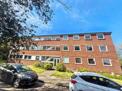 Property on BN21 2XW