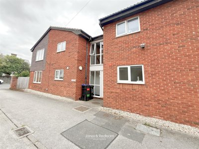 Property on Russell Road, LL18 3DJ