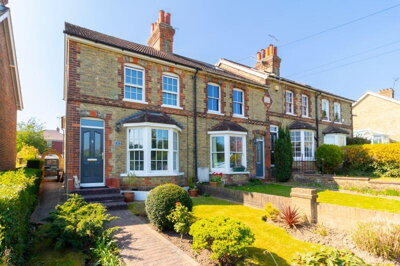 Property on Oxted Road, RH9 8BP