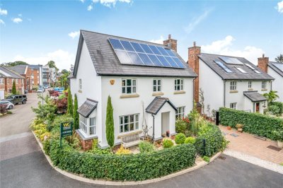 Property on Gate Reach, EX2 6GA