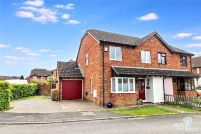 Property on Quarrington Close, RG19 4YE