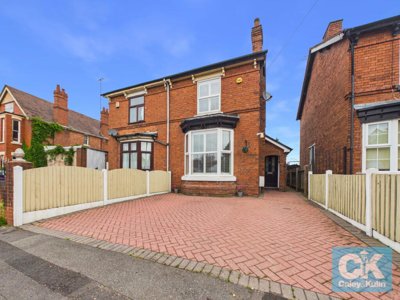 Property on Coalway Road, WV3 7LZ