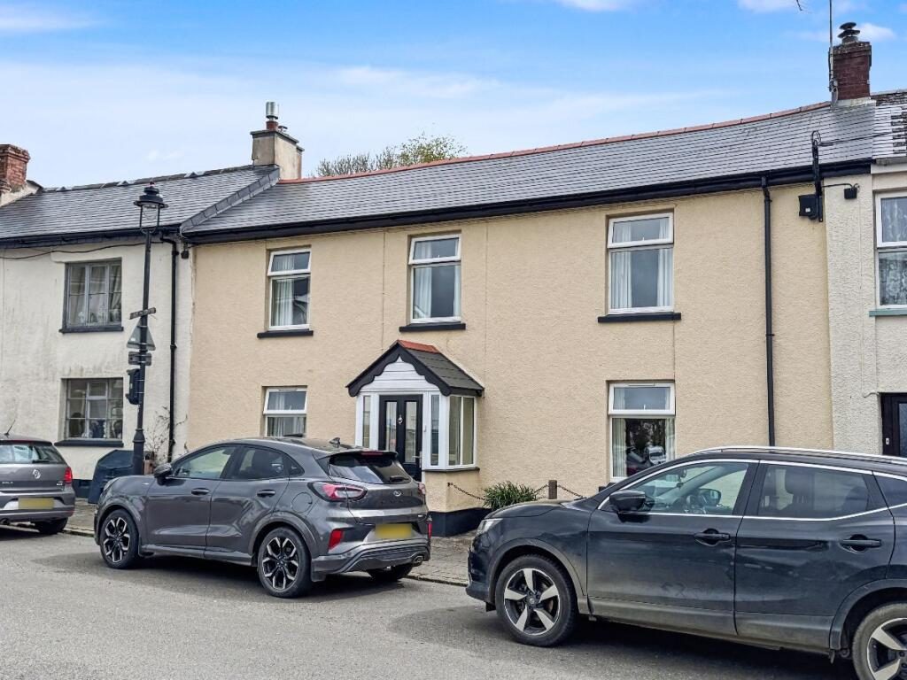 Terraced House