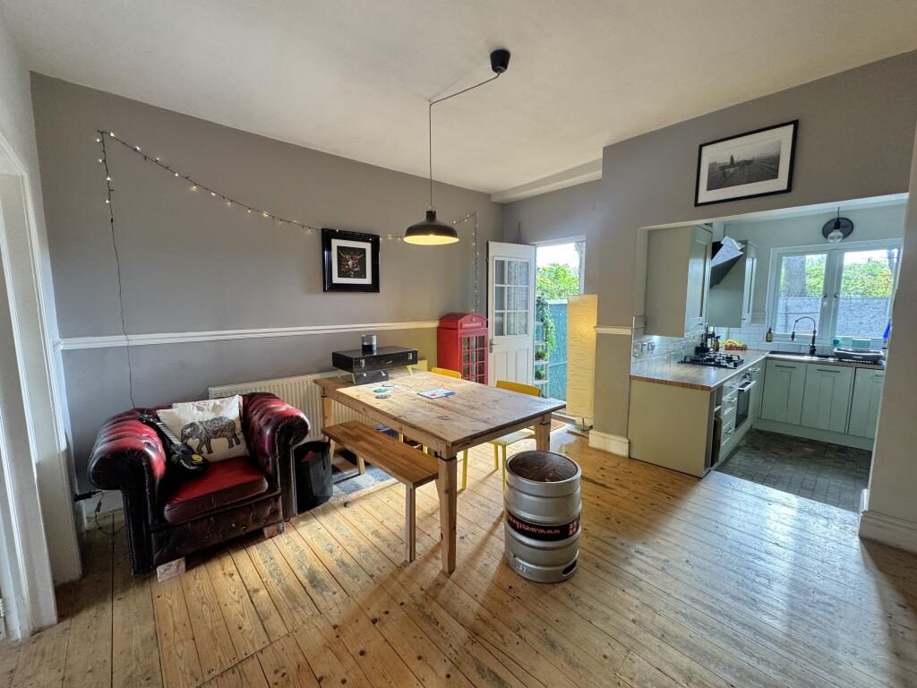 Terraced House