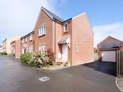 Property on Kearvell Place, DT9 4FQ