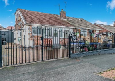 Property on Castle Ings Gardens, LS12 5EF