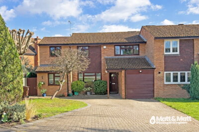 Property on Old Woosehill Lane, RG41 3HR