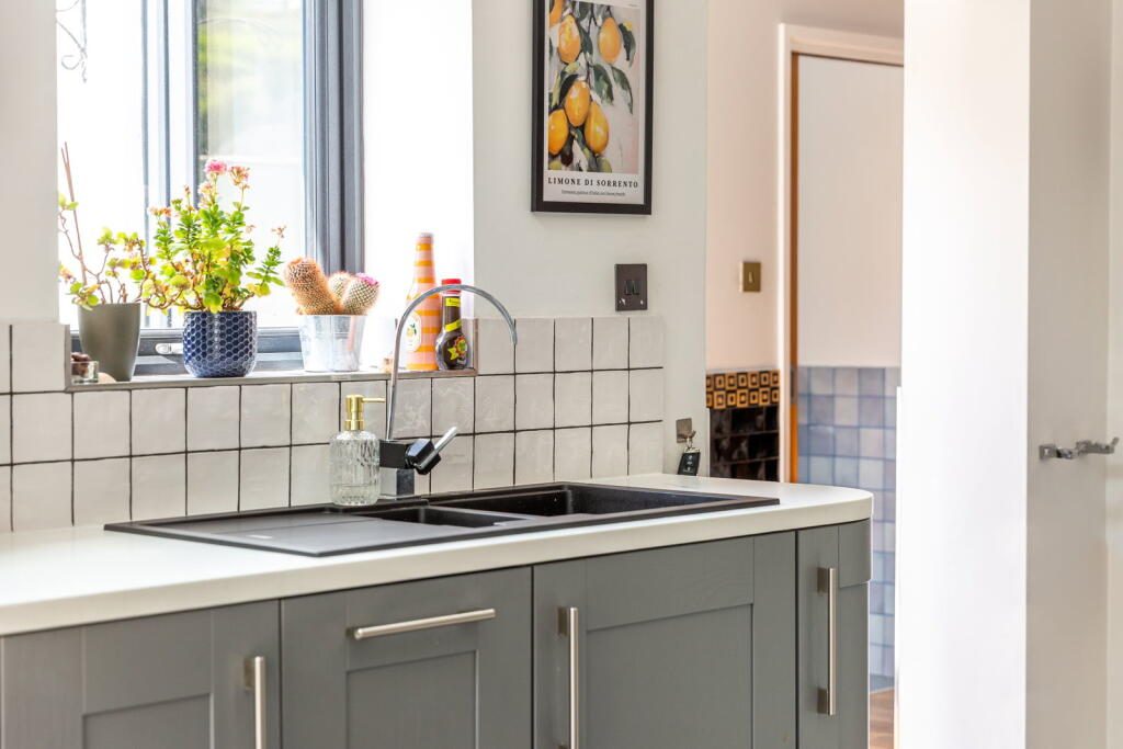 Thumbnail 13