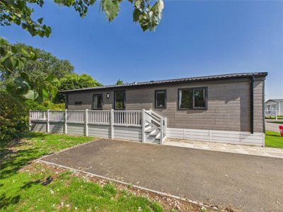 Property on Carr Road, IP11 2TS