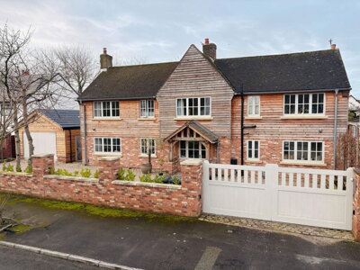 Property on Elmcroft Lane, L38 3RW