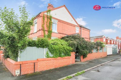 Property on Bernard Road, LL13 8EL