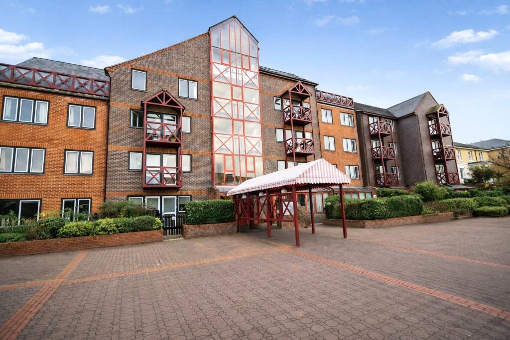 Property main image