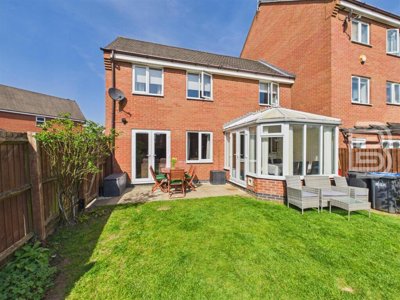 Property on Longstork Road, CV23 0GD