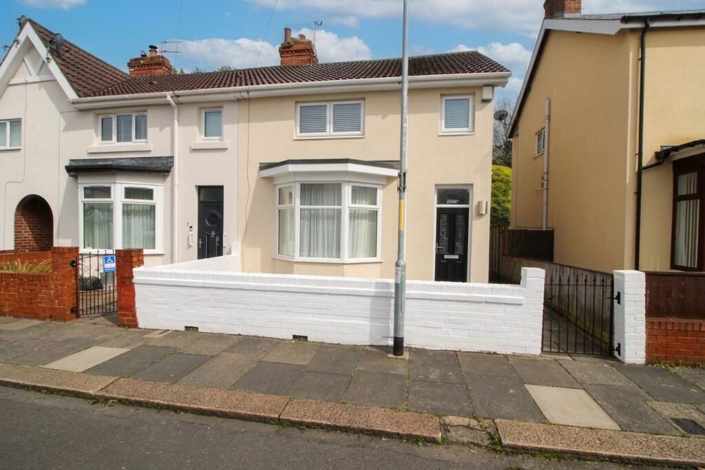 Property main image
