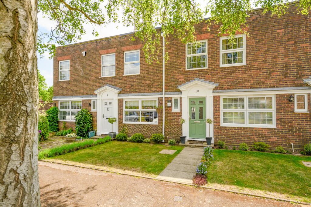 Terraced House