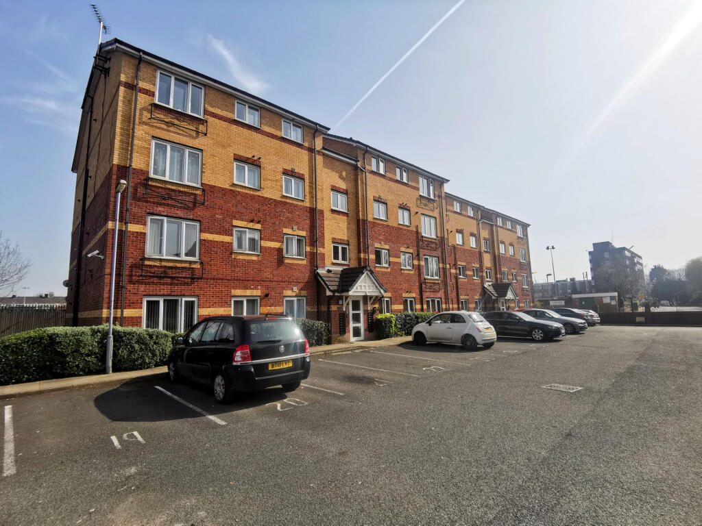 Property main image