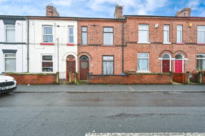 Property on Wargrave Road, WA12 9QZ