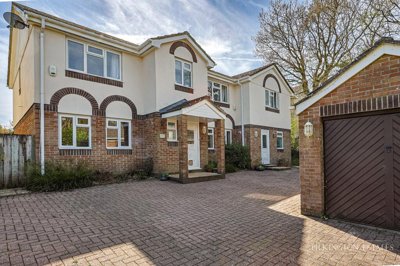 Property on Lake Lane, PL14 3DE